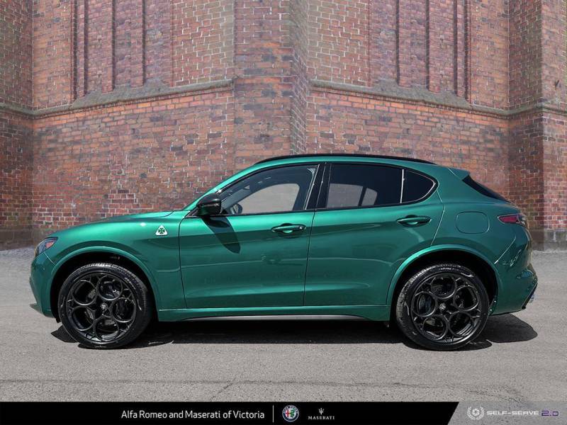 2024 Alfa Romeo Stelvio Quadrifoglio