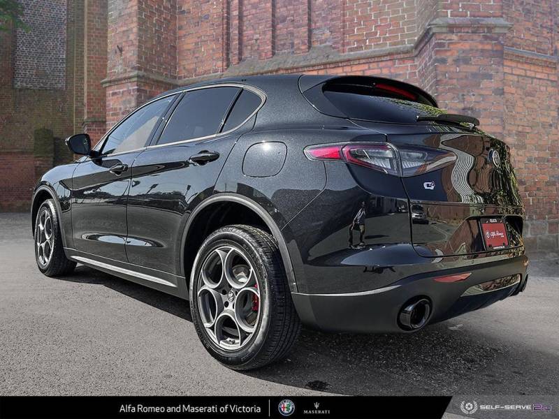 2024 Alfa Romeo Stelvio Sprint