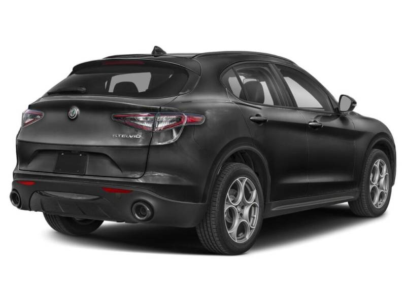 2024 Alfa Romeo Stelvio Quadrifoglio