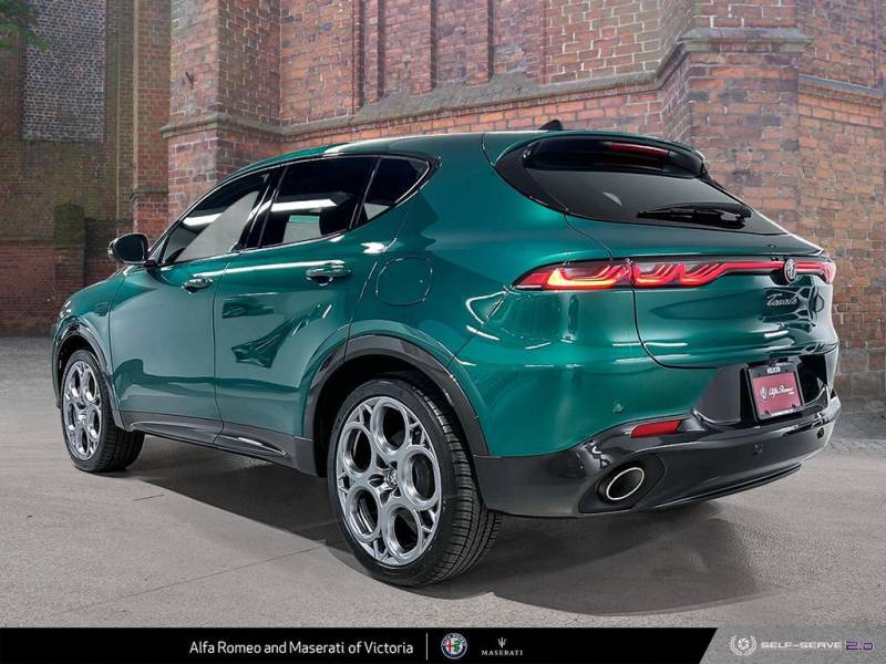 2024 Alfa Romeo Tonale PHEV Veloce