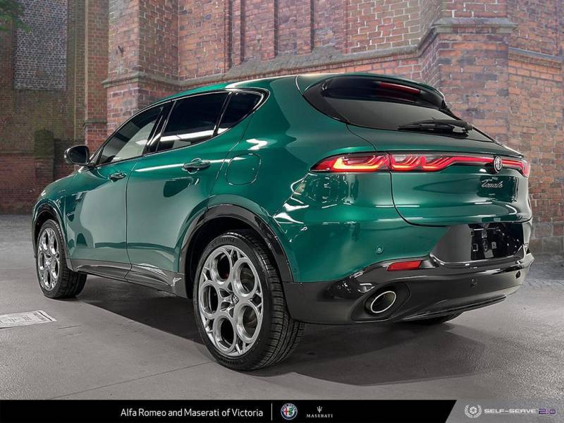 2024 Alfa Romeo Tonale PHEV Veloce