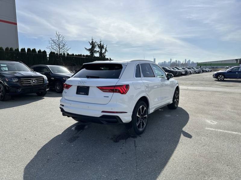 2024 Audi Q3 Technik 45 TFSI quattro