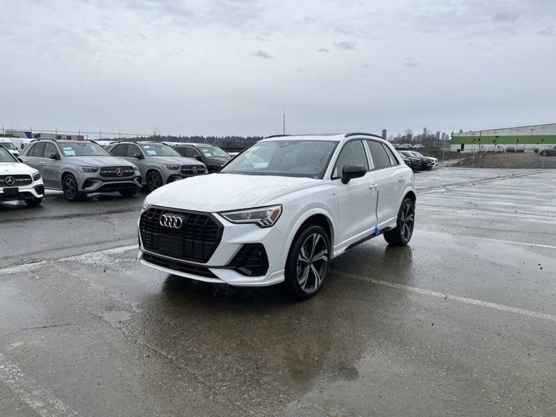 2024 Audi Q3 Technik 45 TFSI quattro