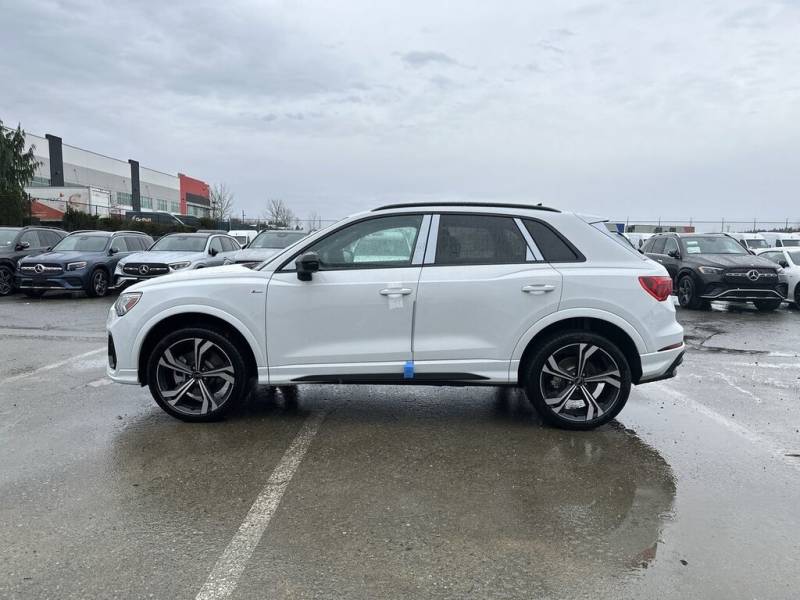 2024 Audi Q3 Technik 45 TFSI quattro