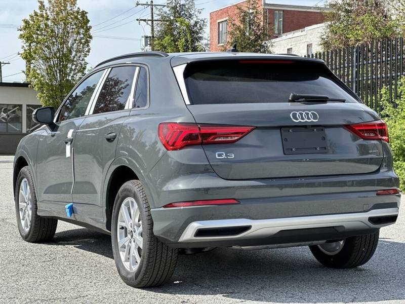 2024 Audi Q3 Komfort 40 TFSI quattro