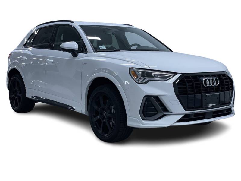 2024 Audi Q3 Progressiv | $5000 OFF! 4 Cylinder Engine