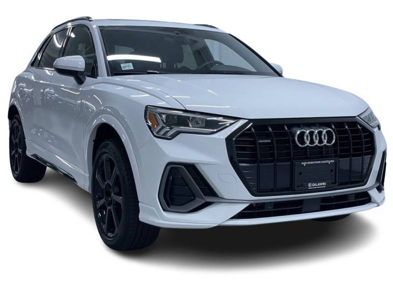 2024 Audi Q3 Progressiv | $5000 OFF! 4 Cylinder Engine