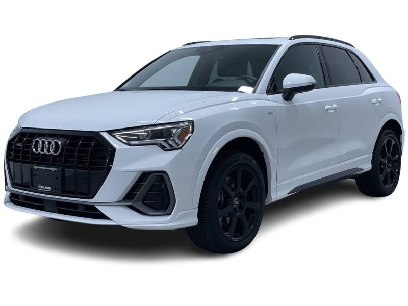 2024 Audi Q3 Progressiv | $5000 OFF! 4 Cylinder Engine