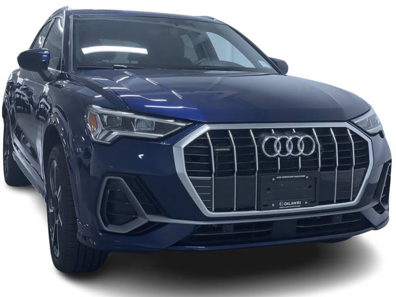 2024 Audi Q3 Technik | $5000 OFF! 4 Cylinder Engine