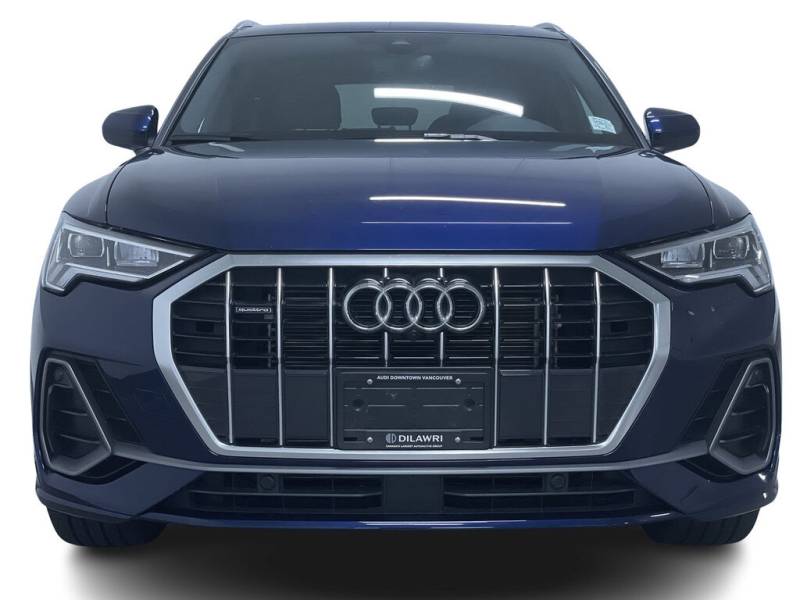 2024 Audi Q3 Technik | $5000 OFF! 4 Cylinder Engine