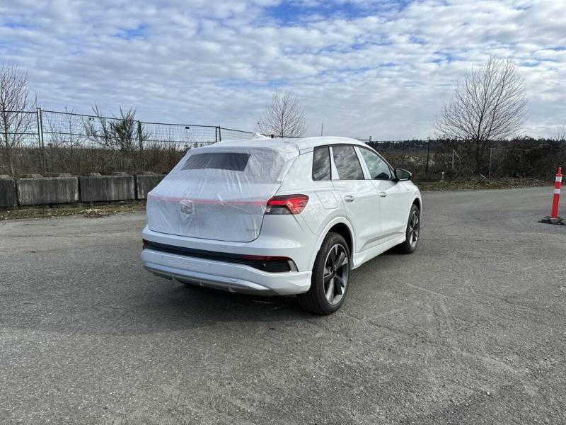 2024 Audi Q4 e-tron 50 quattro