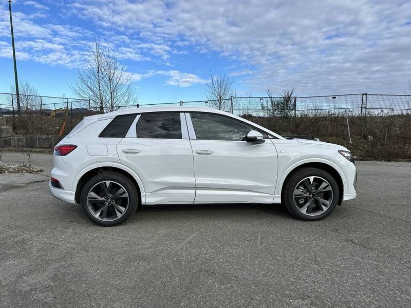 2024 Audi Q4 e-tron 50 quattro