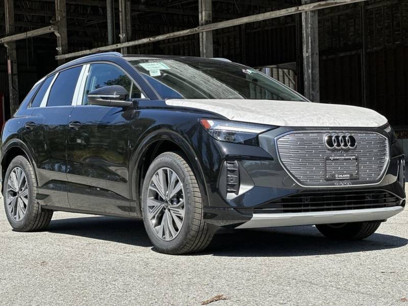 2024 Audi Q4 e-tron 55 quattro