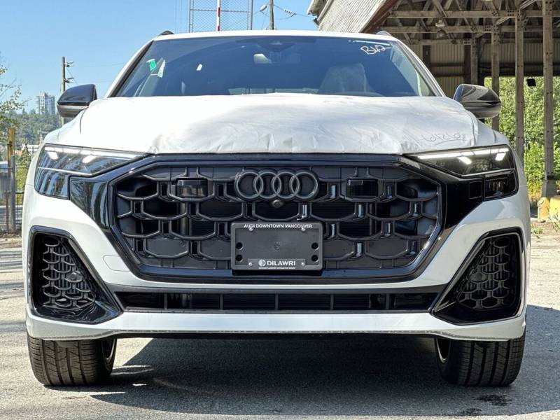 2024 Audi Q8 Progressiv 55 TFSI quattro