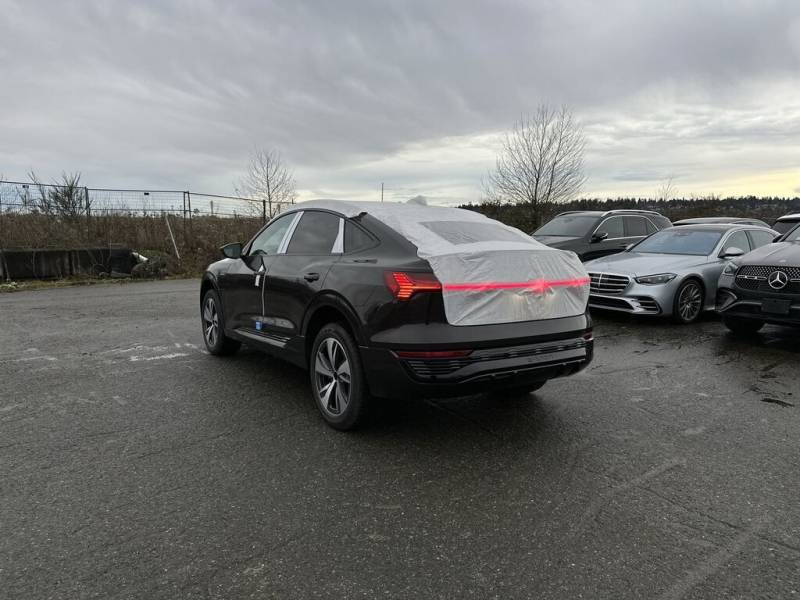 2024 Audi Q8 e-tron Sportback quattro