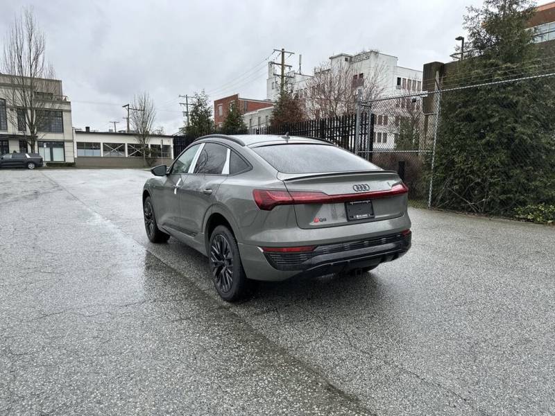 2024 Audi Q8 e-tron Sportback quattro