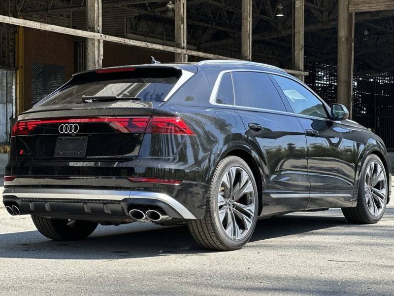 2024 Audi SQ8 4.0 TFSI quattro