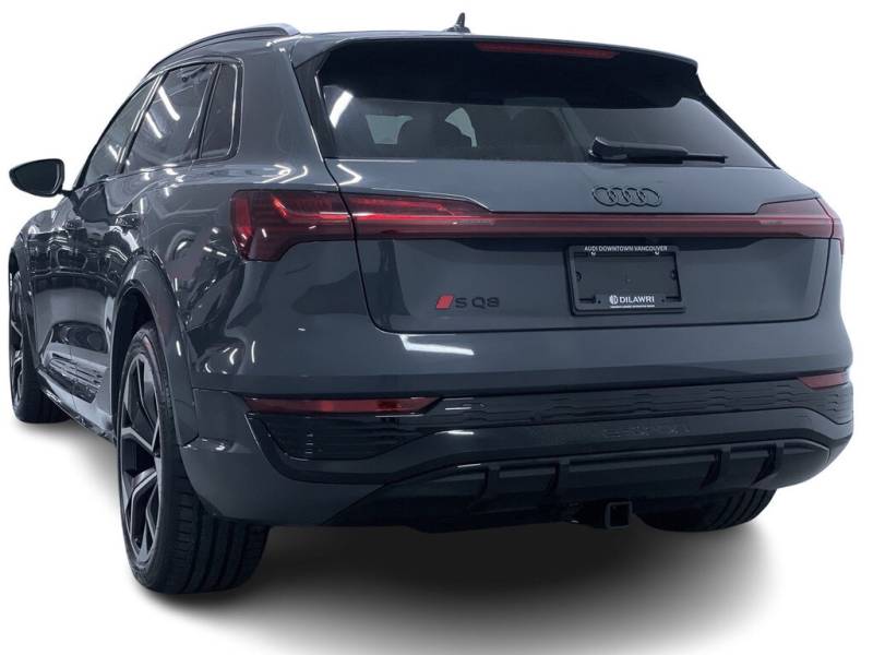 2024 Audi SQ8 e-tron quattro