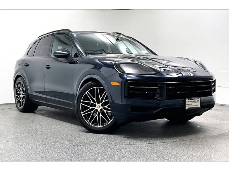 2024 Porsche Cayenne Certified / Winter Wheel Set / Premium Pkg