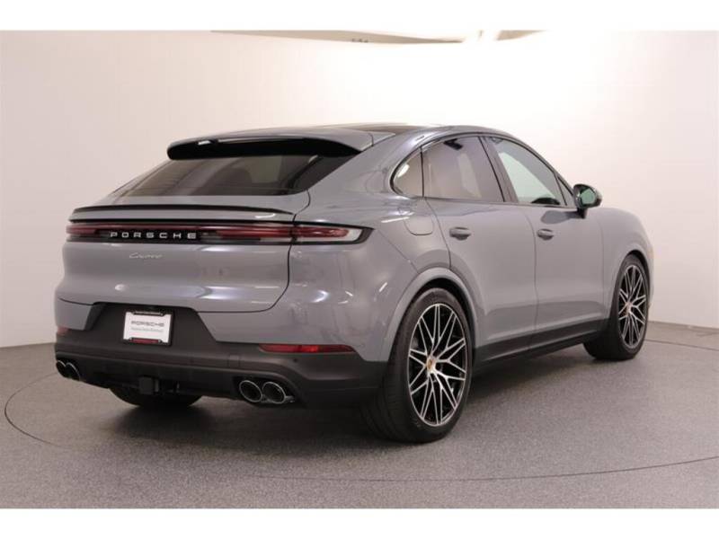 2024 Porsche Cayenne *COUPE* / Premium Pkg Plus