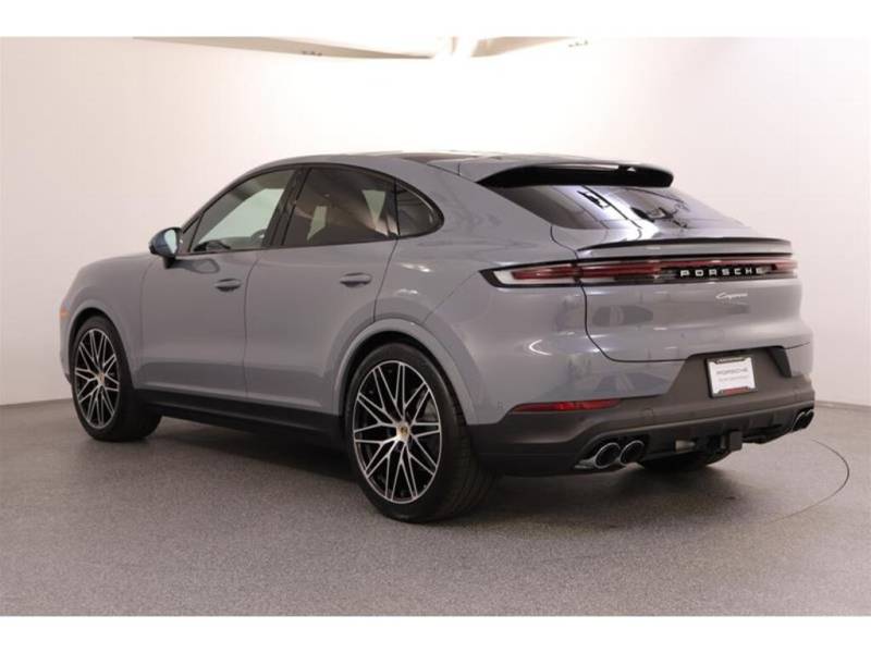 2024 Porsche Cayenne *COUPE* / Premium Pkg Plus