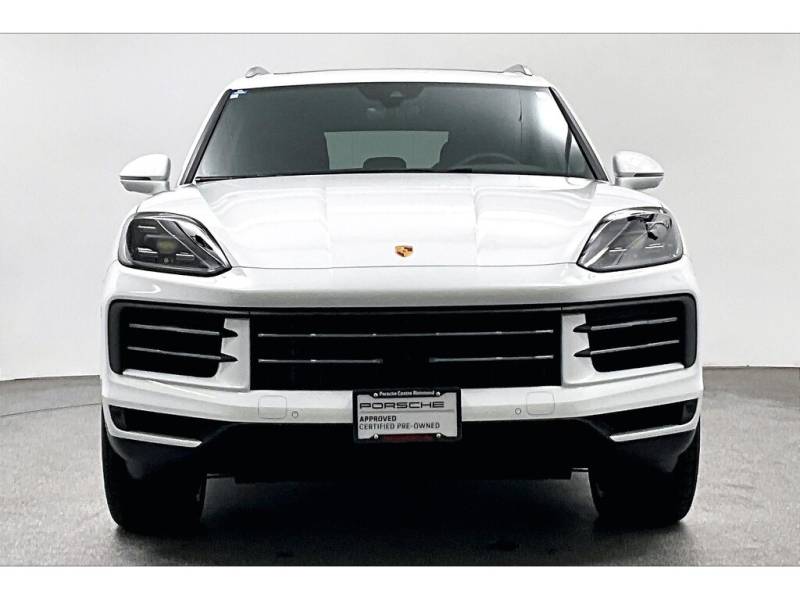 2024 Porsche Cayenne Certified Pre-owned / AWD / Premium Pkg+