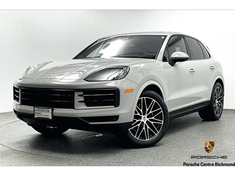 2024 Porsche Cayenne Certified / Winter Wheel Set / Premium Pkg