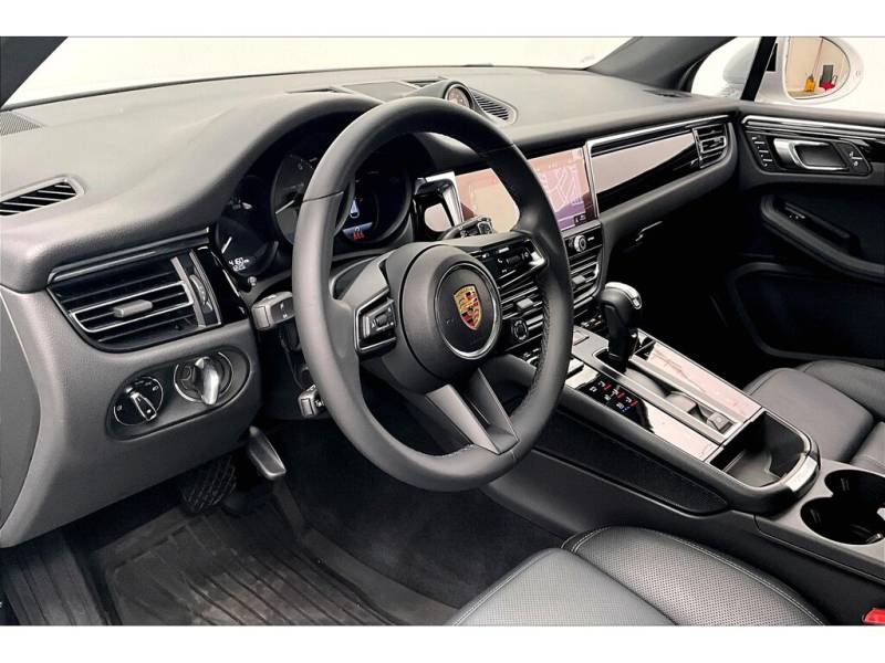 2024 Porsche Macan S / Premium Plus Pkg