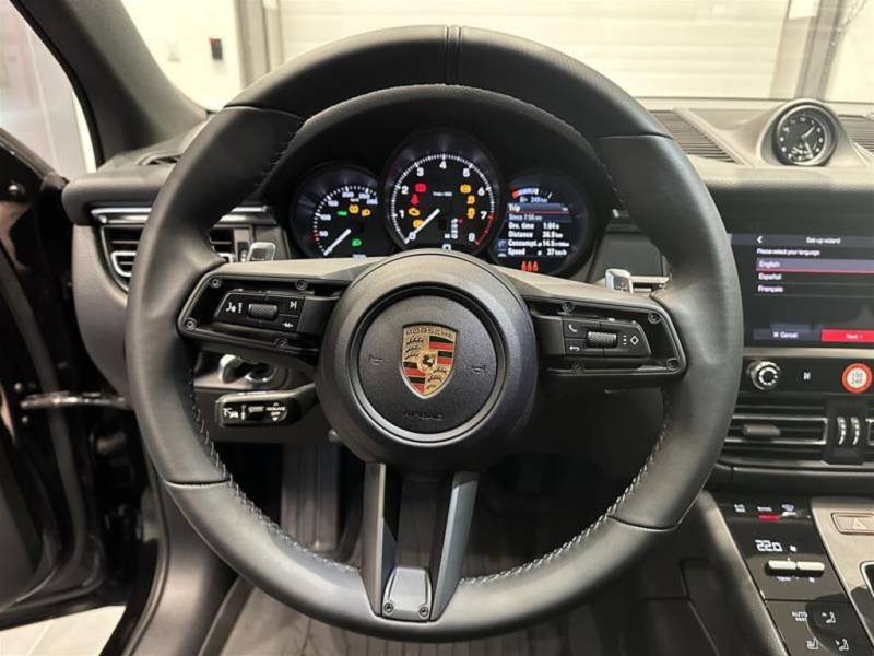 2024 Porsche Macan Executive Demo /20in All-Season / Premium Plus Pkg