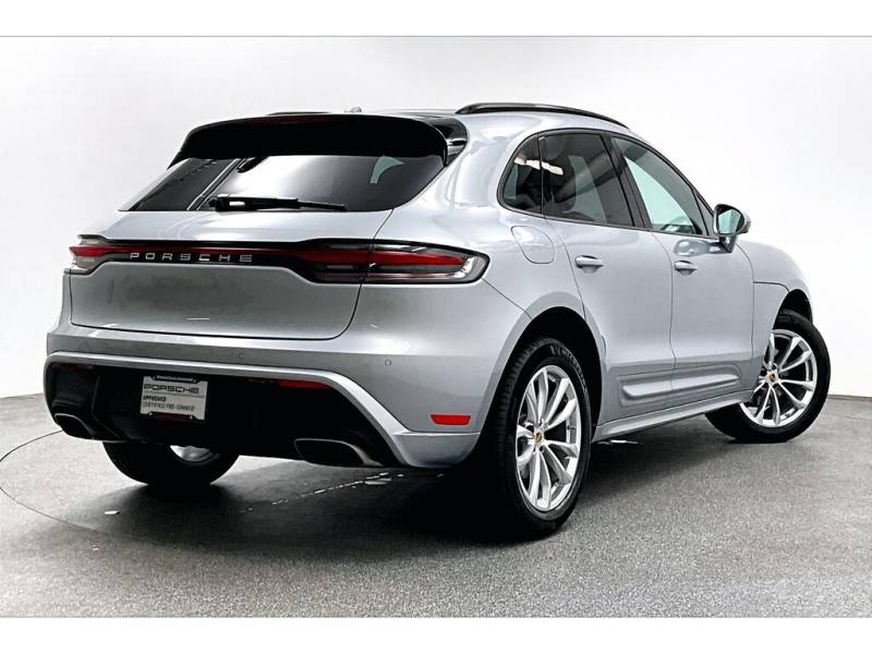 2024 Porsche Macan Certified Pre-owned / AWD / Premium Plus Package