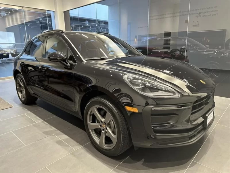 2024 Porsche Macan Executive Demo /20in All-Season / Premium Plus Pkg