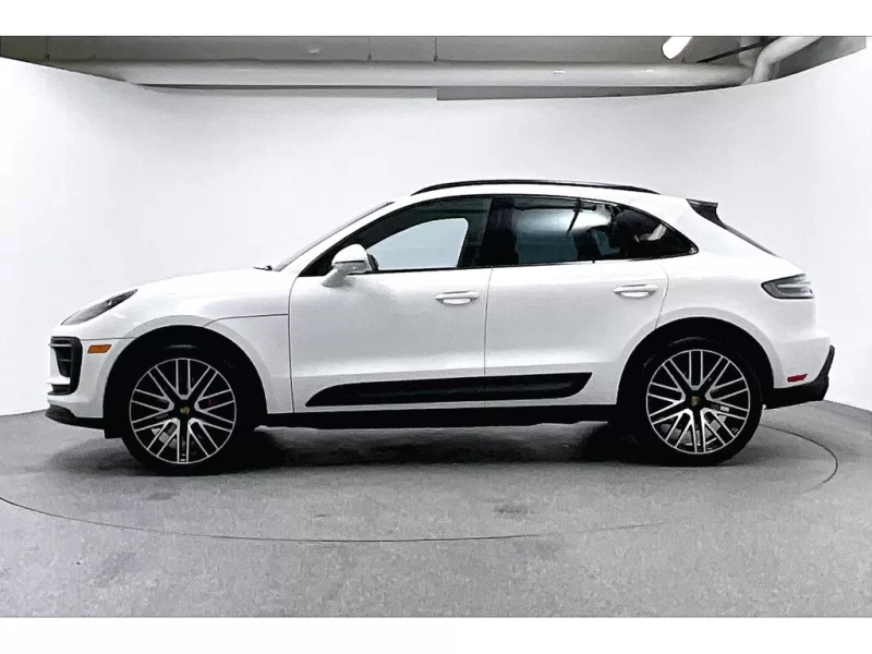 2024 Porsche Macan S / Premium Plus Pkg